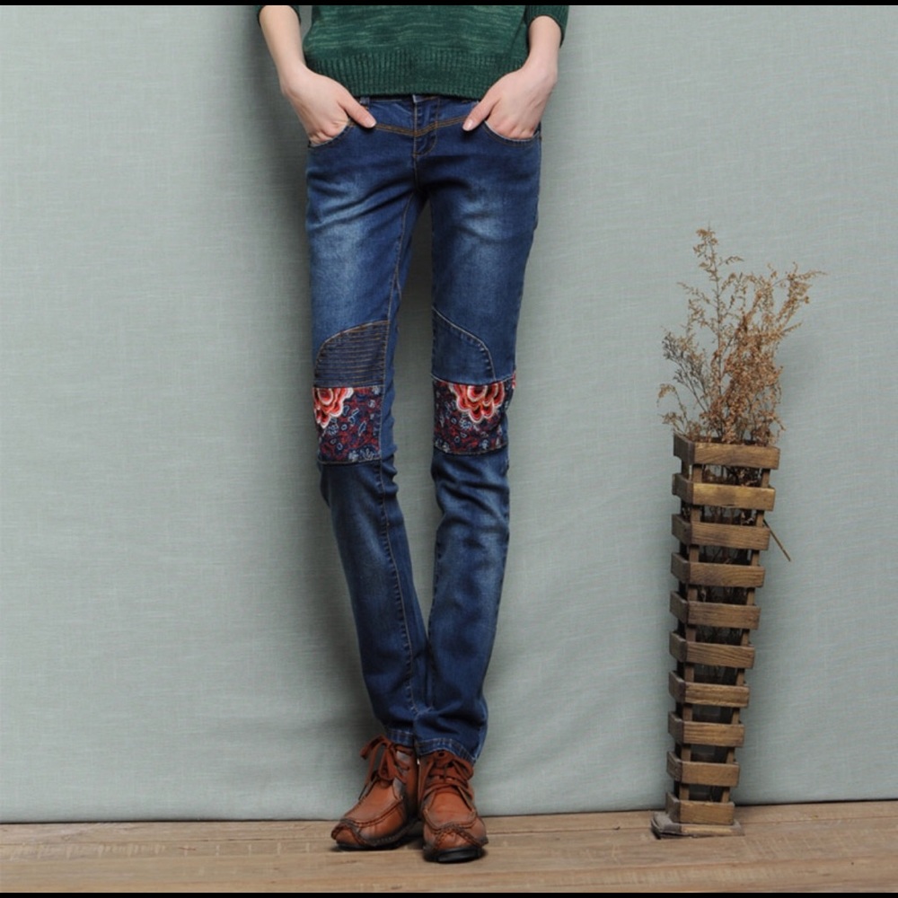 Embroidered Jeans- 26”